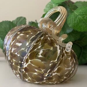 Art Glass Pumpkin Decor with applied Swirled Stem! Mottled pattern & iridescent